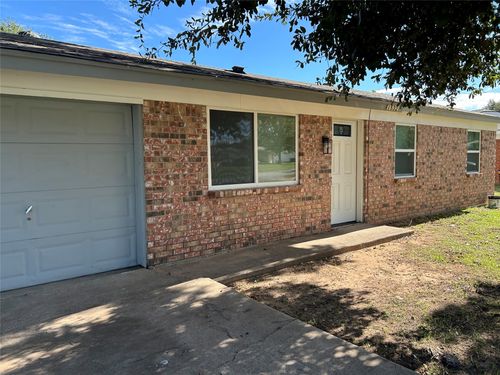 1532 Coral Cut Off, Pelican Bay, TX, 76020 | Card Image