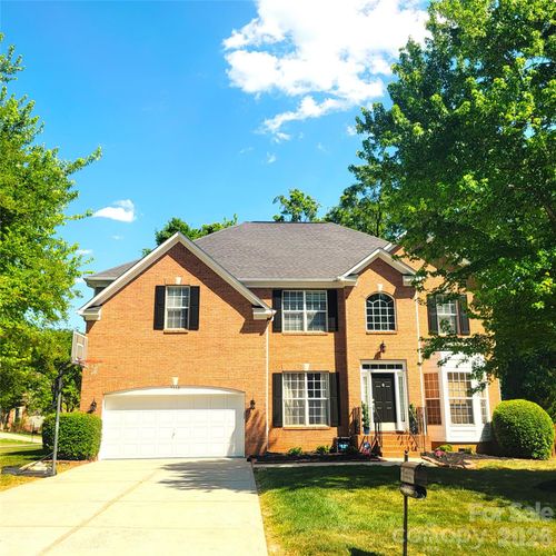9310 Autumn Applause Dr, Charlotte, NC, 28277-1695 | Card Image