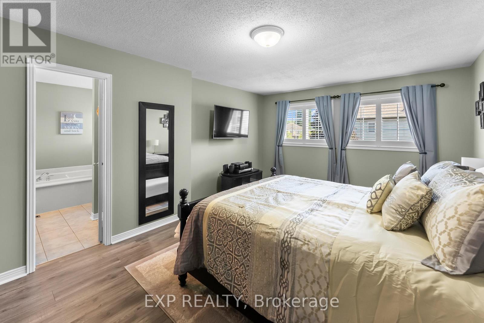 Residential in St. Catharines (Rykert/Vansickle) 2