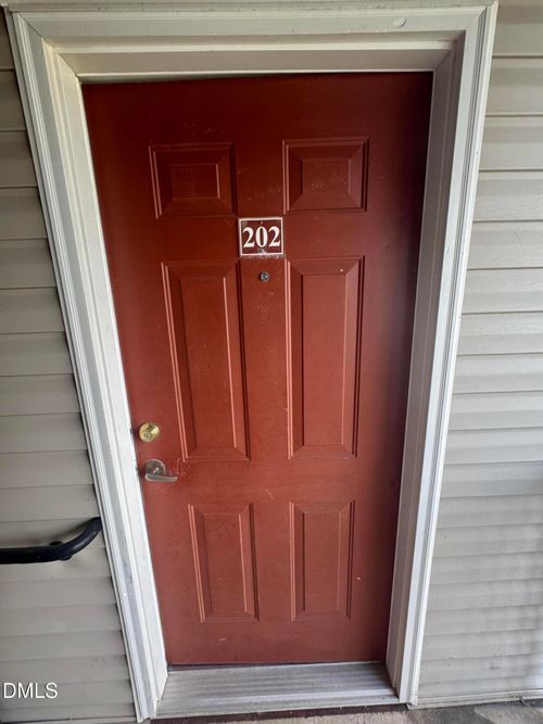 apt-202-2511 Friedland Pl, Raleigh, NC, 27617-8494 | Card Image