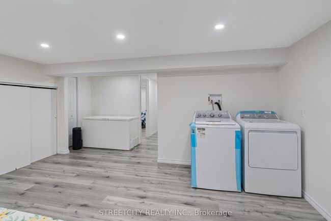 54 Brennan Dr, House attached with 5 bedrooms, 2 bathrooms and 2 parking in Strathroy ON | Image 25
