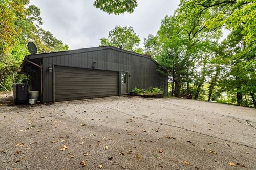 W664 State Road 35, Fountain City, WI, 54629-7213 | Card Image