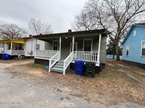 305 Stough Aly, Kinston, NC, 28501-4448 | Card Image