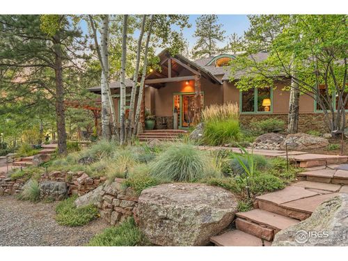 121 Leonards Rd, Boulder, CO, 80302-9781 | Card Image