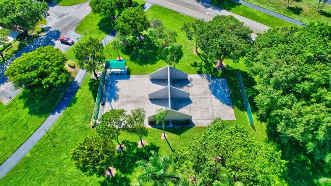 8129 Springtree Rd, Condo with 2 bedrooms, 2 bathrooms and null parking in Boca Raton FL | Image 54