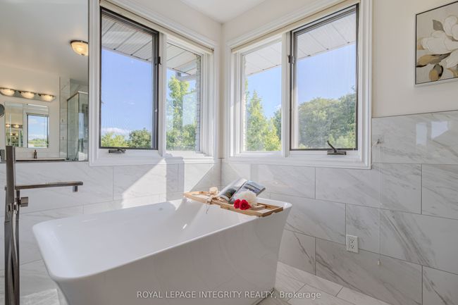 2025 Sixth Line Rd, House other with 4 bedrooms, 4 bathrooms and 20 parking in Dunrobin ON | Image 26