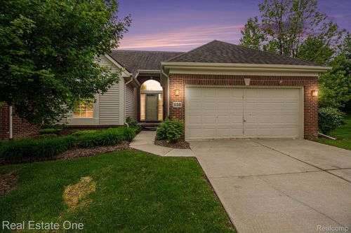 1130 Andover Cir, Commerce Township, MI, 48390-2241 | Card Image