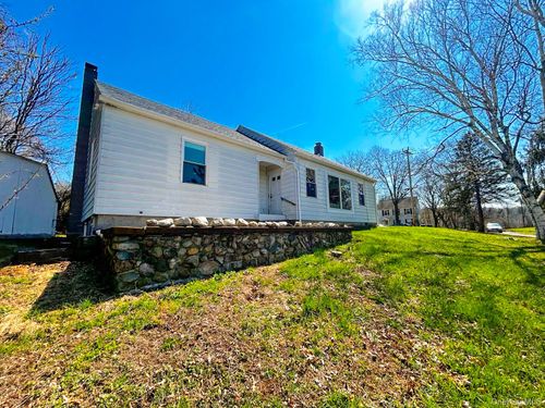 7 Lower Reservoir Rd, Goshen, NY, 10924-6609 | Card Image