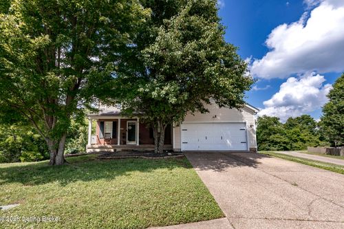 6601 Rockview Way, Louisville, KY, 40299-4267 | Card Image