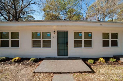 5113 Higgins St, Fayetteville, NC, 28303-3531 | Card Image