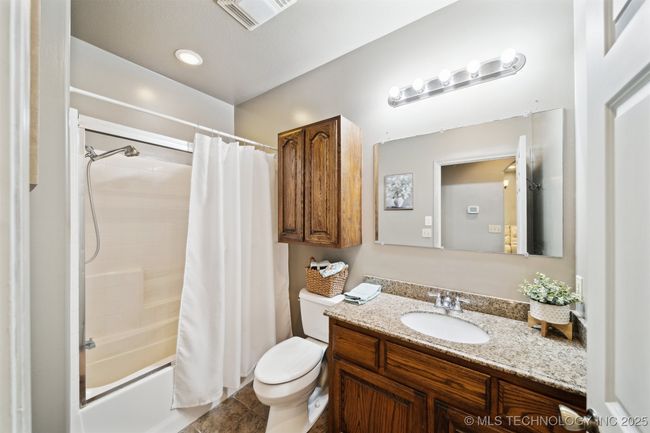 539 N Gunter St, House other with 2 bedrooms, 2 bathrooms and null parking in Vinita OK | Image 11