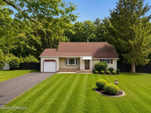 33 Heather Dr, Manalapan, NJ, 07726-2725 | Card Image
