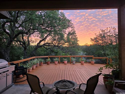 5684 Copper Crk, New Braunfels, TX, 78132-3921 | Card Image