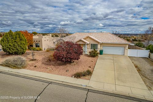 4702 Camaron Ave, Farmington, NM, 87402-4740 | Card Image