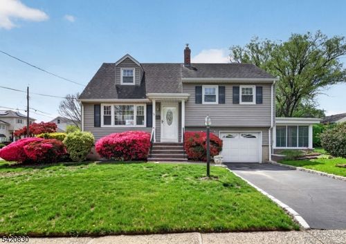 53 Patricia Pl, Clifton, NJ, 07012-1833 | Card Image