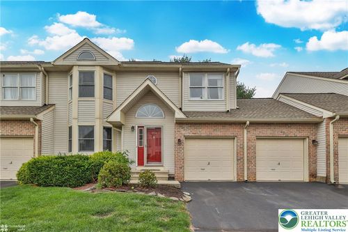 204 Ridings Cir, Macungie, PA, 18062-1806 | Card Image