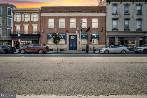 142 N Hanover St, CARLISLE, PA, 17013-2410 | Card Image
