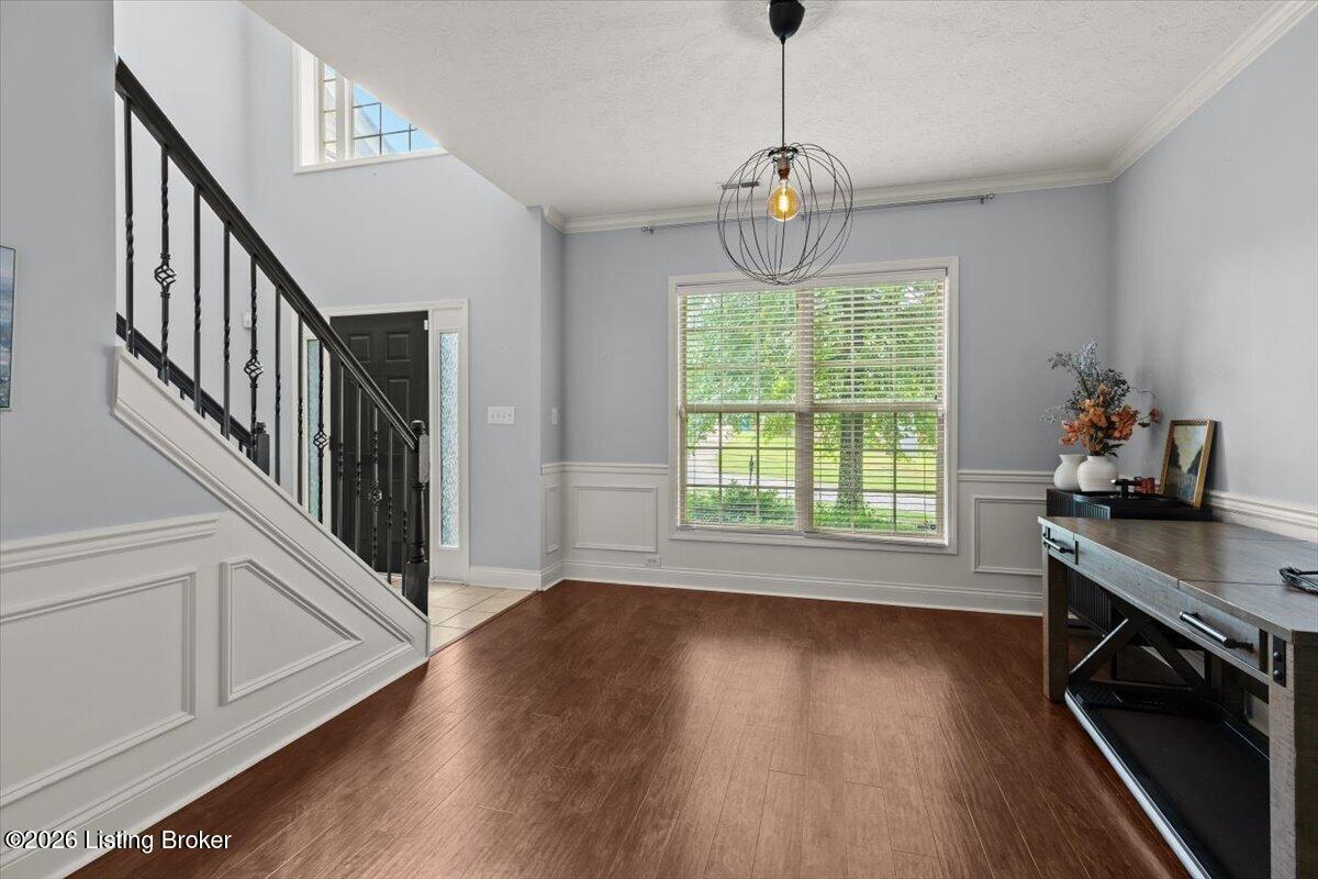 Residential in Crestwood 3