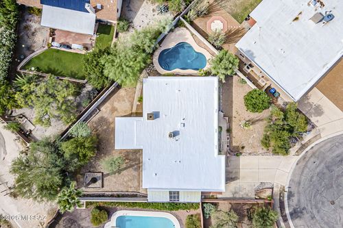 725 N Bamboo Avenue, Tucson, AZ, 85710 | Card Image