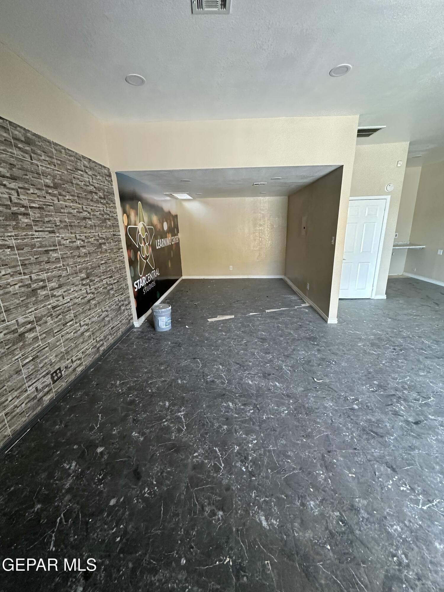 Commercial Sale in El Paso 4