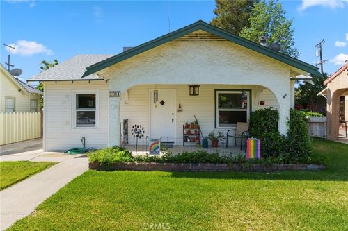 221 College Ave, Coalinga, CA, 93210-1416 | Card Image