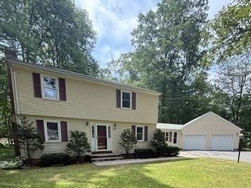 65 Laurel Rd, Wilbraham, MA, 01095-9704 | Card Image