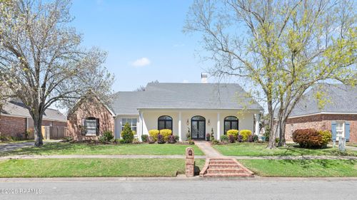 200 Westfield Dr, Lafayette, LA, 70503-5465 | Card Image