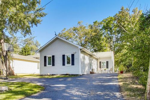 35835 N Benjamin Ave, Ingleside, IL, 60041-8527 | Card Image