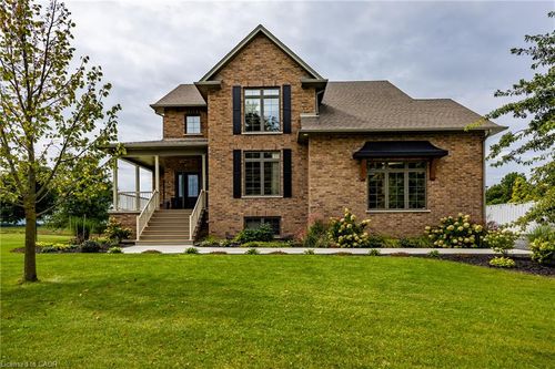 493 Fishers Glen Rd, Vittoria, ON, N0E1W0 | Card Image