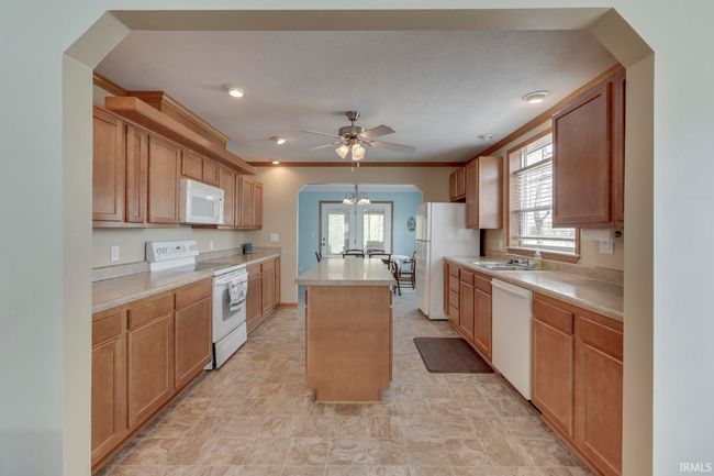 8597 E Wilderness Trl, House other with 3 bedrooms, 2 bathrooms and null parking in Unionville IN | Image 6