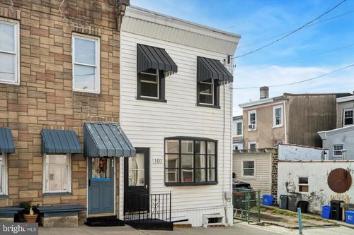 101 Davis St, PHILADELPHIA, PA, 19127-1706 | Card Image