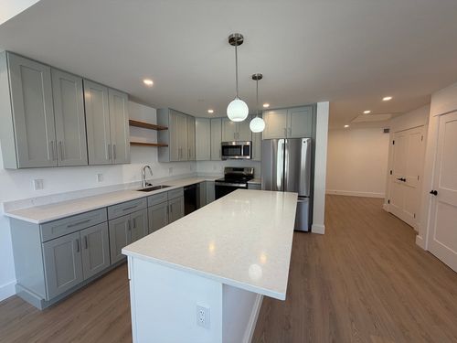 305-1060 Main St, Millis, MA, 02054-1464 | Card Image