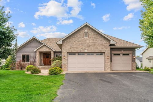 29176 Wildwood Rd, Chisago City, MN, 55013-8512 | Card Image