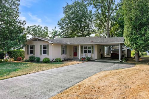 15 Snake Point Rd, Kawartha Lakes, ON, K0M1A0 | Card Image