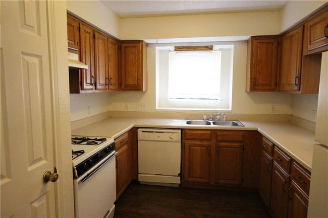 A - 2002 Kenneth Ave, Home with 2 bedrooms, 2 bathrooms and 2 parking in Austin TX | Image 7