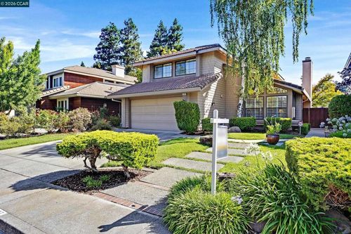 7297 Castle Dr, Dublin, CA, 94568-2703 | Card Image