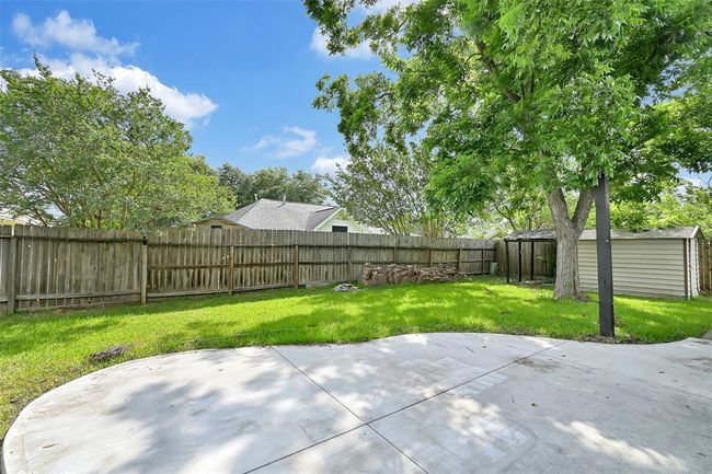 2909 Tower Bridge Ct, House other with 3 bedrooms, 3 bathrooms and 2 parking in Pearland TX | Image 16
