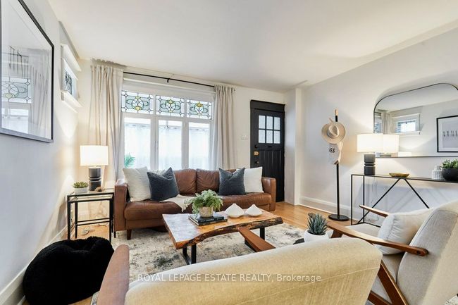 16 Firstbrooke Rd, House attached with 4 bedrooms, 3 bathrooms and 1 parking in Toronto ON | Image 5