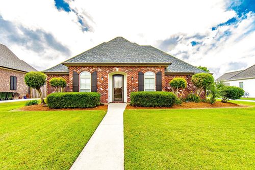 256 Tulip Dr, Houma, LA, 70360-7374 | Card Image