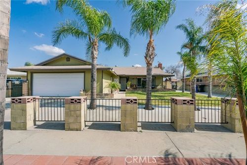 9555 Madrona Dr, Fontana, CA, 92336 | Card Image