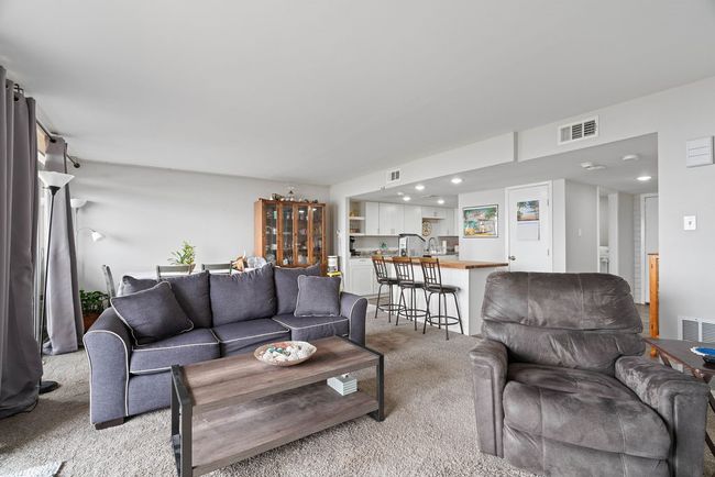 APT-202 - 4242 Gulfbreeze Blvd, Condo with 2 bedrooms, 2 bathrooms and 2 parking in Corpus Christi TX | Image 6