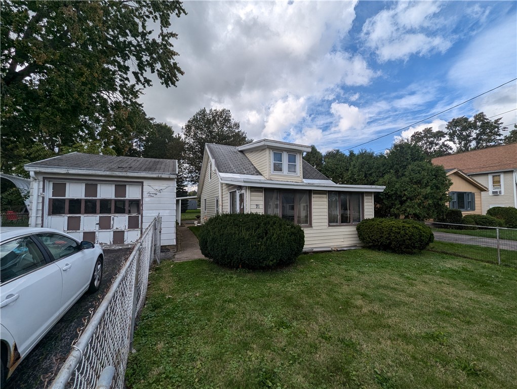 Lee Rd, Rochester, NY 14606