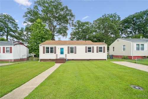 1403 Miles Ave, Hopewell, VA, 23860-5920 | Card Image