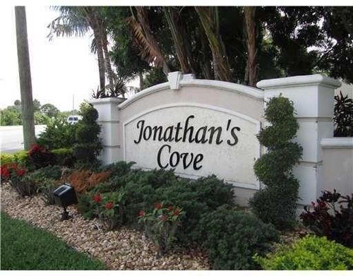 4584 Palmbrooke Cir, West Palm Beach, FL, 33417-7527 | Card Image
