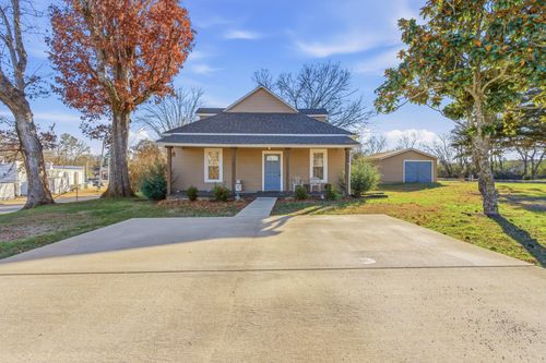 200 Church St, Loretto, TN, 38469-2144 | Card Image