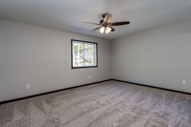 A - 210 Main St W, Home with 3 bedrooms, 4 bathrooms and null parking in Elysian MN | Image 18