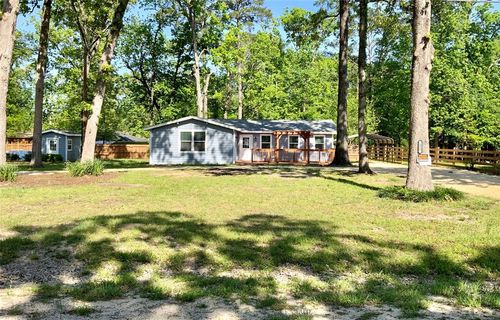 172 Pine Needle St, Onalaska, TX, 77360-6007 | Card Image