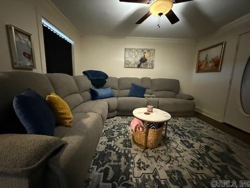 1011 E Highland Ave, Malvern, AR, 72104-5411 | Card Image