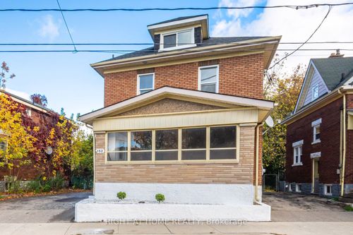 152 Weber St E, Kitchener, ON, N2H1C9 | Card Image