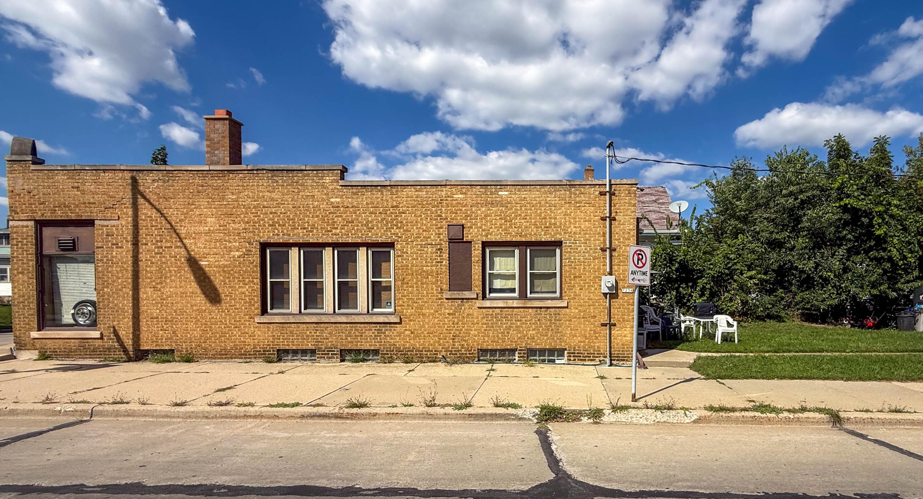 Commercial Sale in West Allis 4